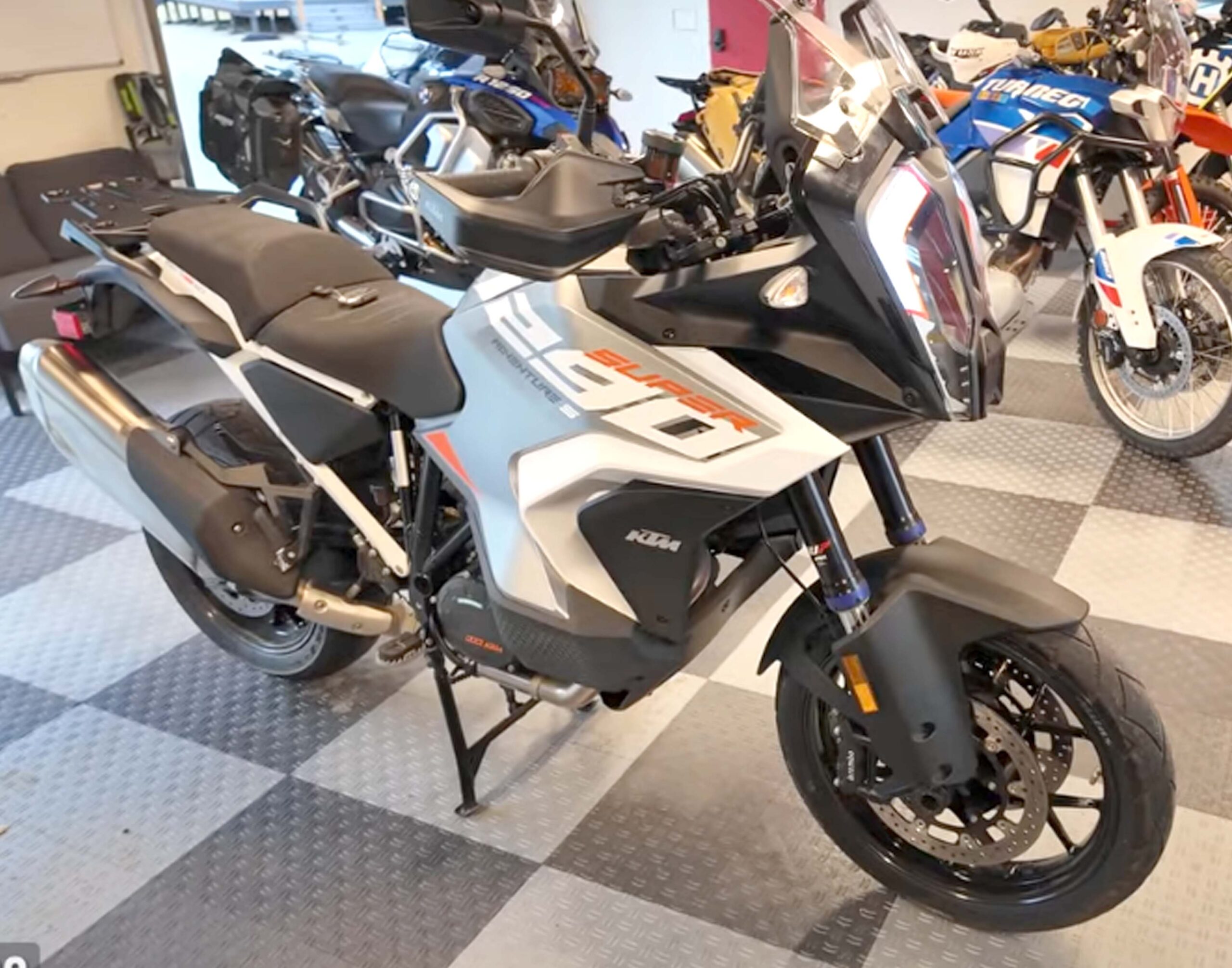 KTM 1290 Super Adventure S 